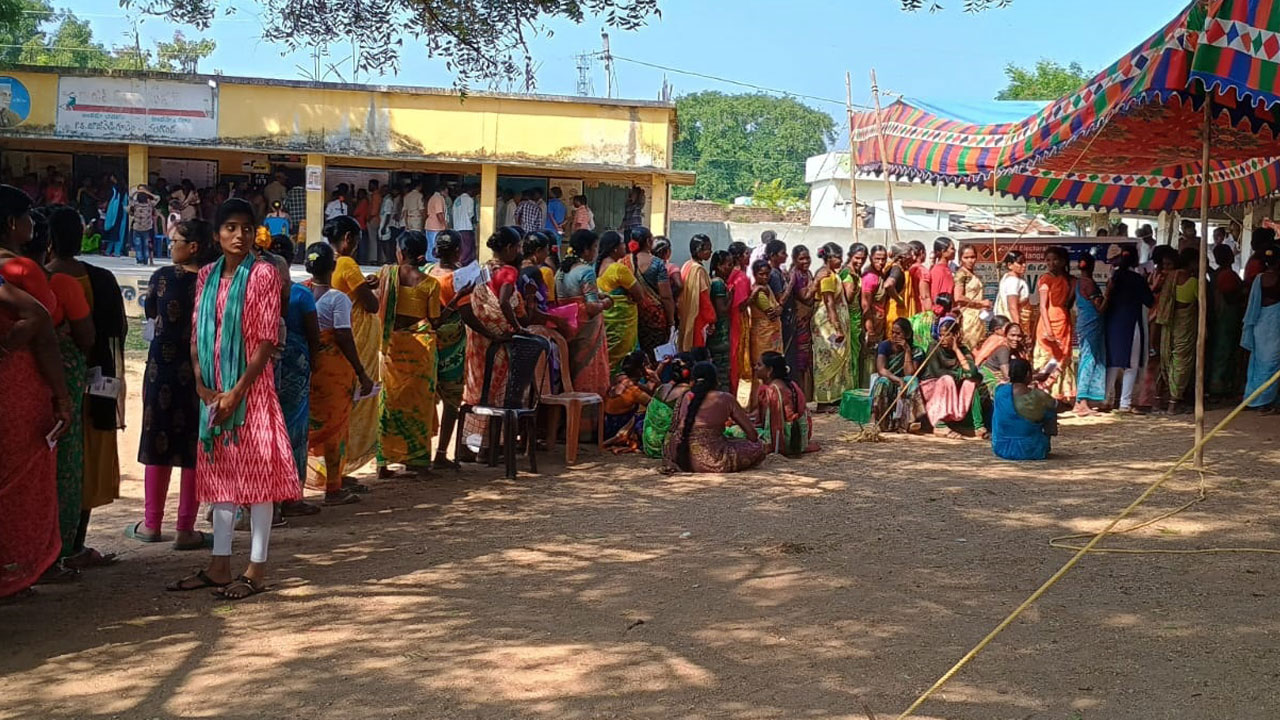 తుంగతుర్తిలో పెరిగిన పోలింగ్‌