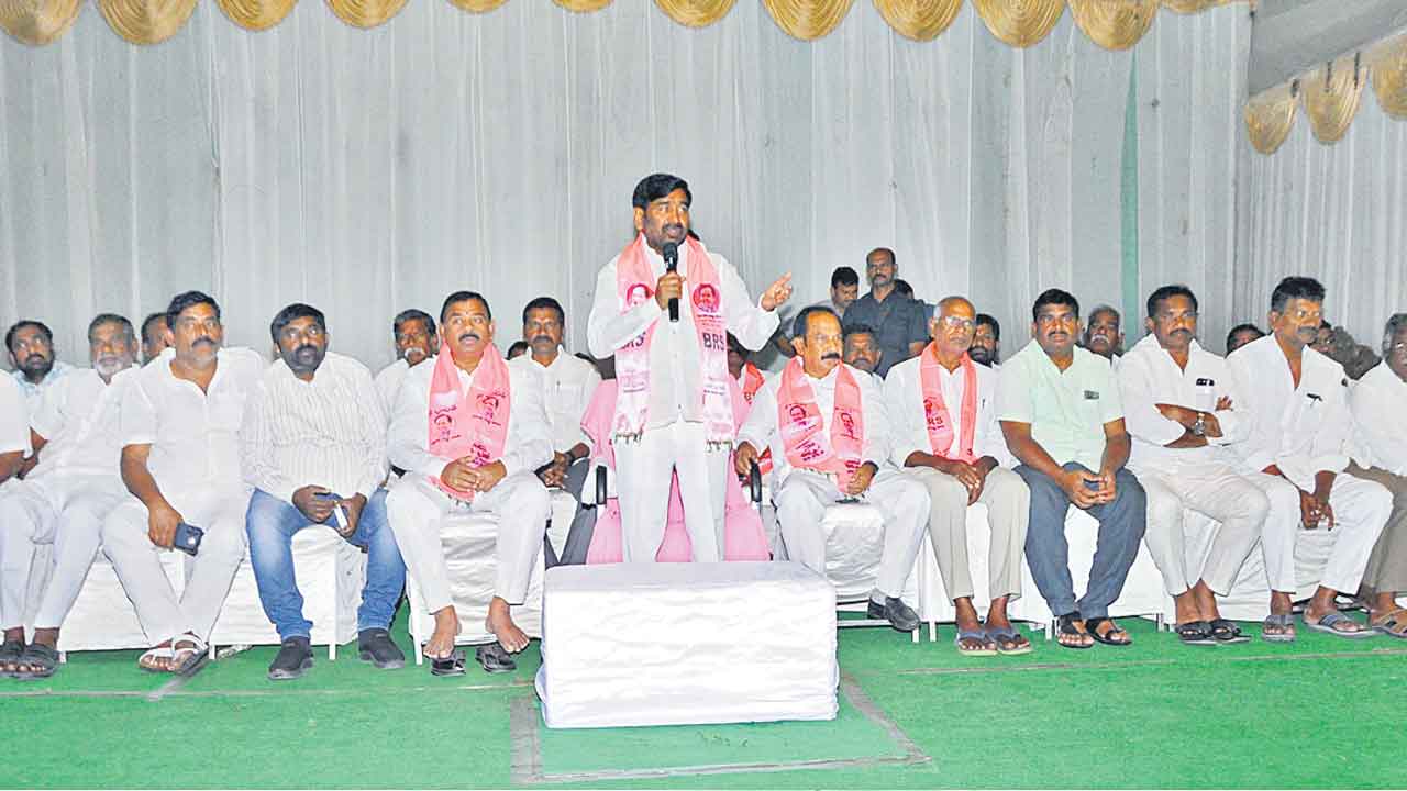 కరెంట్‌ ఇవ్వలేక సాకులా?