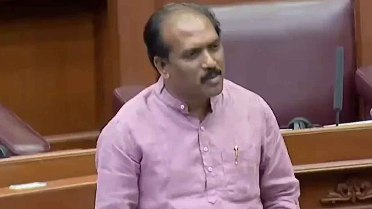 కర్ణాటకలో మళ్లీ టిప్పు వివాదం