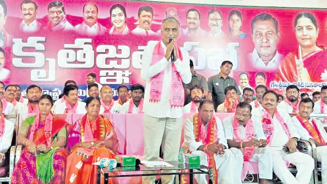 ప్రజల పక్షాన నిలబడతాం