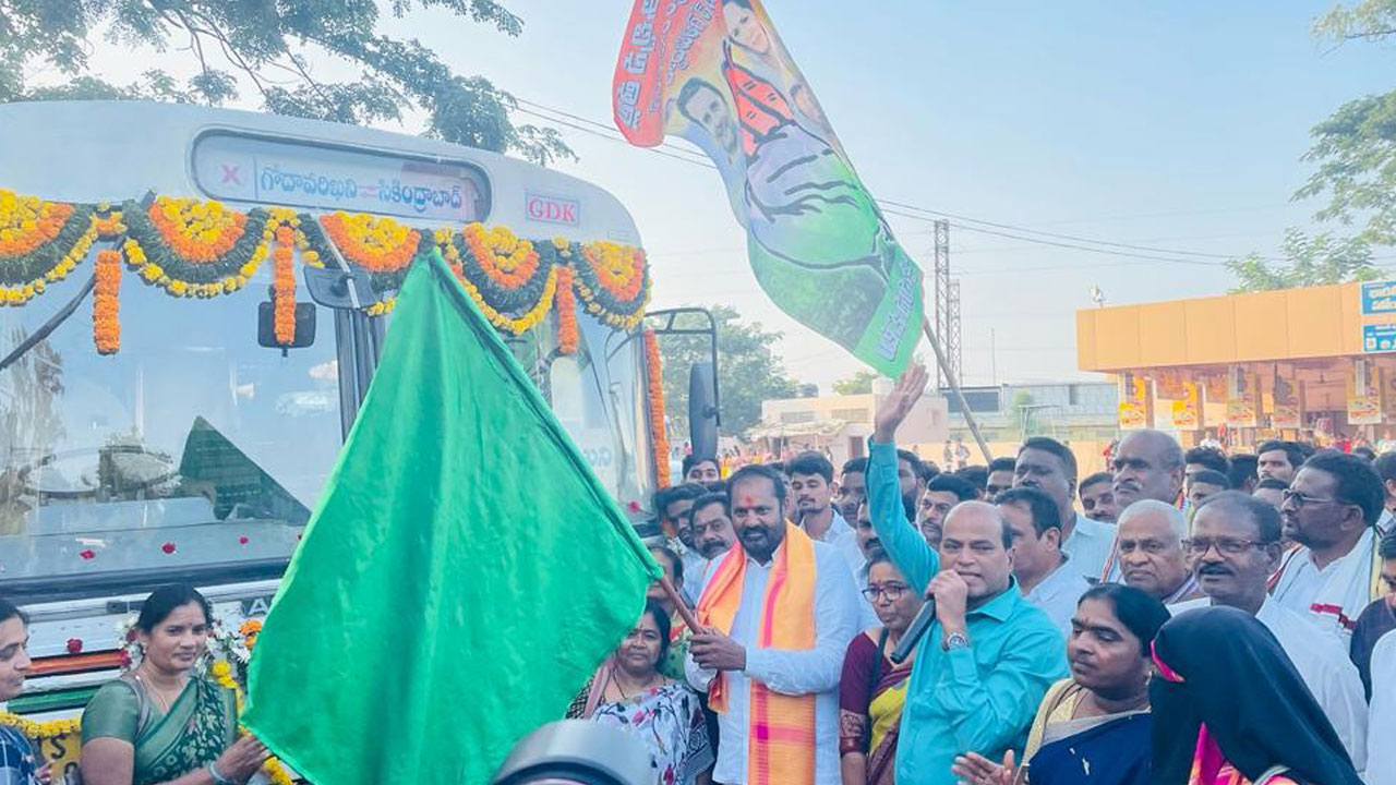 మహిళా సాధికారతే సర్కారు లక్ష్యం