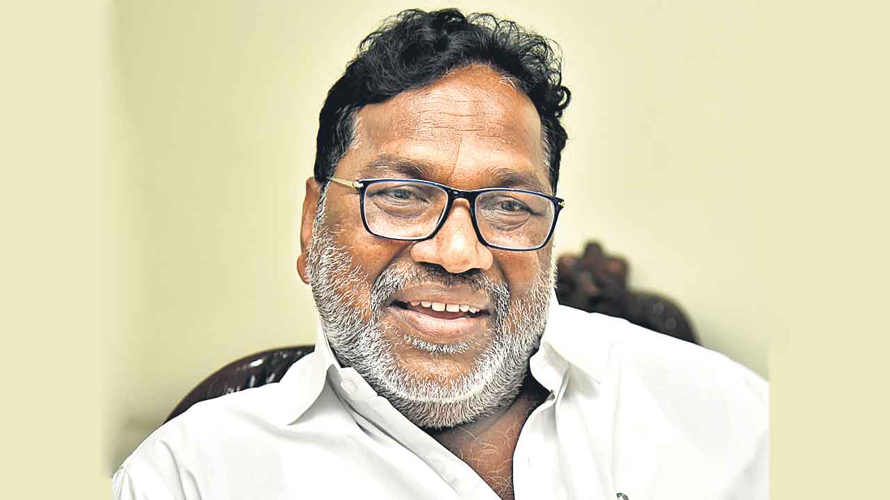 పదెకరాల లోపున్నవారికే రైతుబంధు ఇవ్వాలి