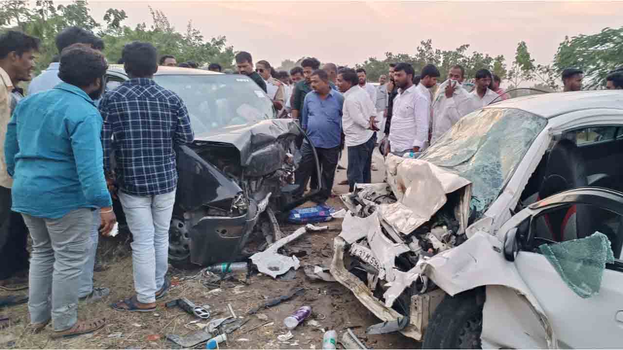 Road Accident | నారాయణపేట జిల్లాలో ఘోర రోడ్డు ప్రమాదం.. ఐదుగురు దుర్మరణం