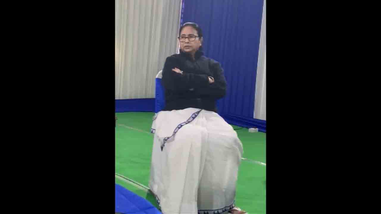 Mamata Banerjee | వాళ్లు పార్లమెంట్‌ను కాదు పరిహాసాన్ని నడుపుతారు: ఎంపీల సస్పెన్షన్‌పై బెంగాల్‌ సీఎం ఫైర్‌