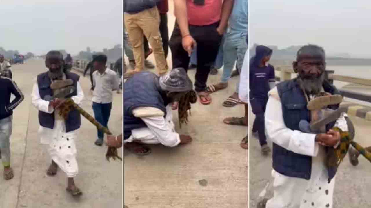 Watch: యూపీలో దారుణం.. వృద్ధుడితో ఉమ్మి నాకించి, మెడలో చెప్పుల దండ వేసి ఊరేగింపు