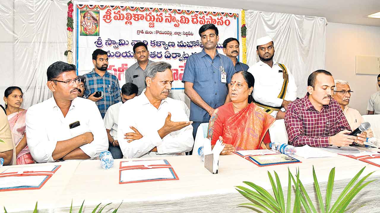 ఇష్టం ఉంటే ఉండండి.. లేకపోతే వెళ్లిపోండి