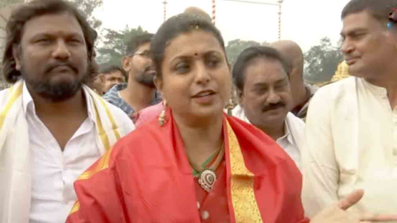 AP Minister Roja | ఈసారి రోజాకు టికెట్‌ లేనట్లేనా?… నగరి అభ్యర్థి మార్పు తప్పదా?