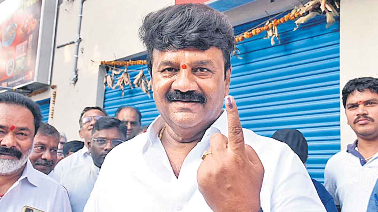 ప్రగతి కొనసాగించాలి