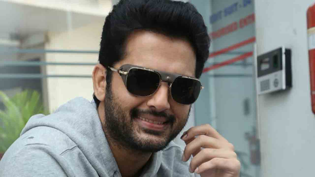 చెబుతున్న ప్రతిసారీ నవ్వుతూనే ఉన్నా