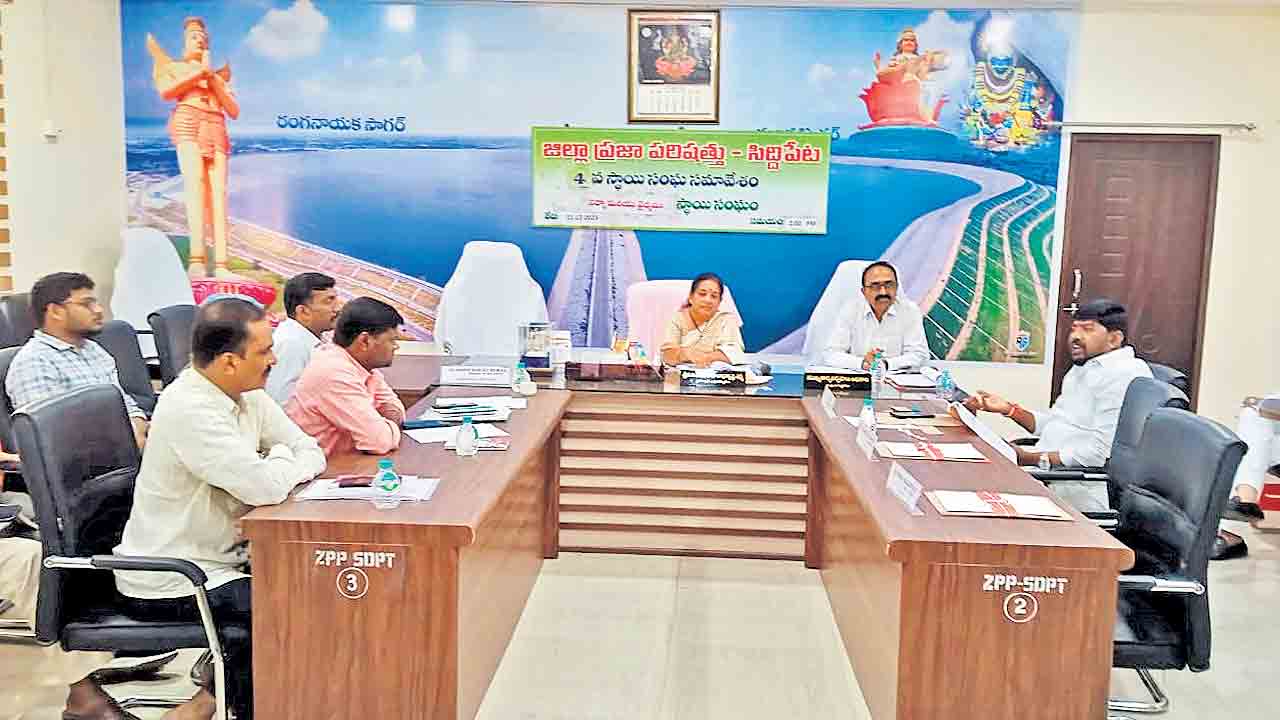 ధాన్యం కొనుగోలులో నిర్లక్ష్యం వద్దు