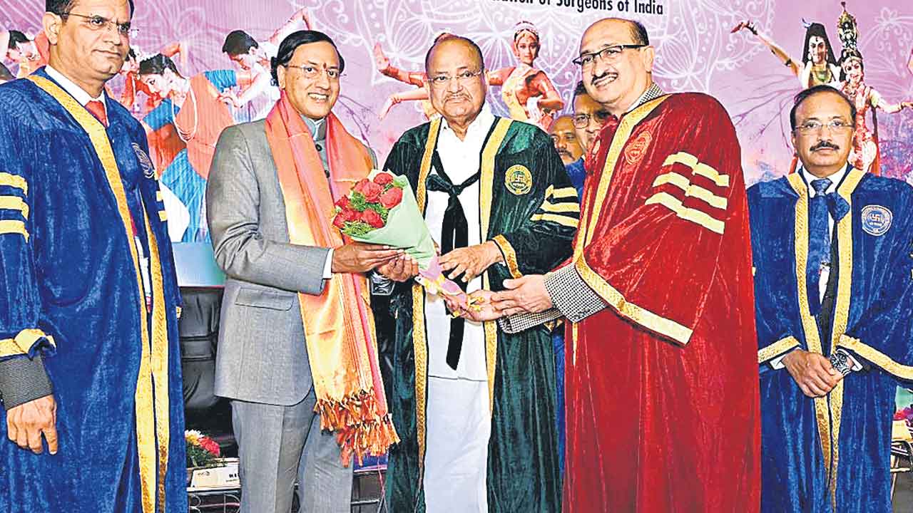 రఘురాంకు ఏఎస్‌ఐ లైఫ్‌టైం అవార్డు