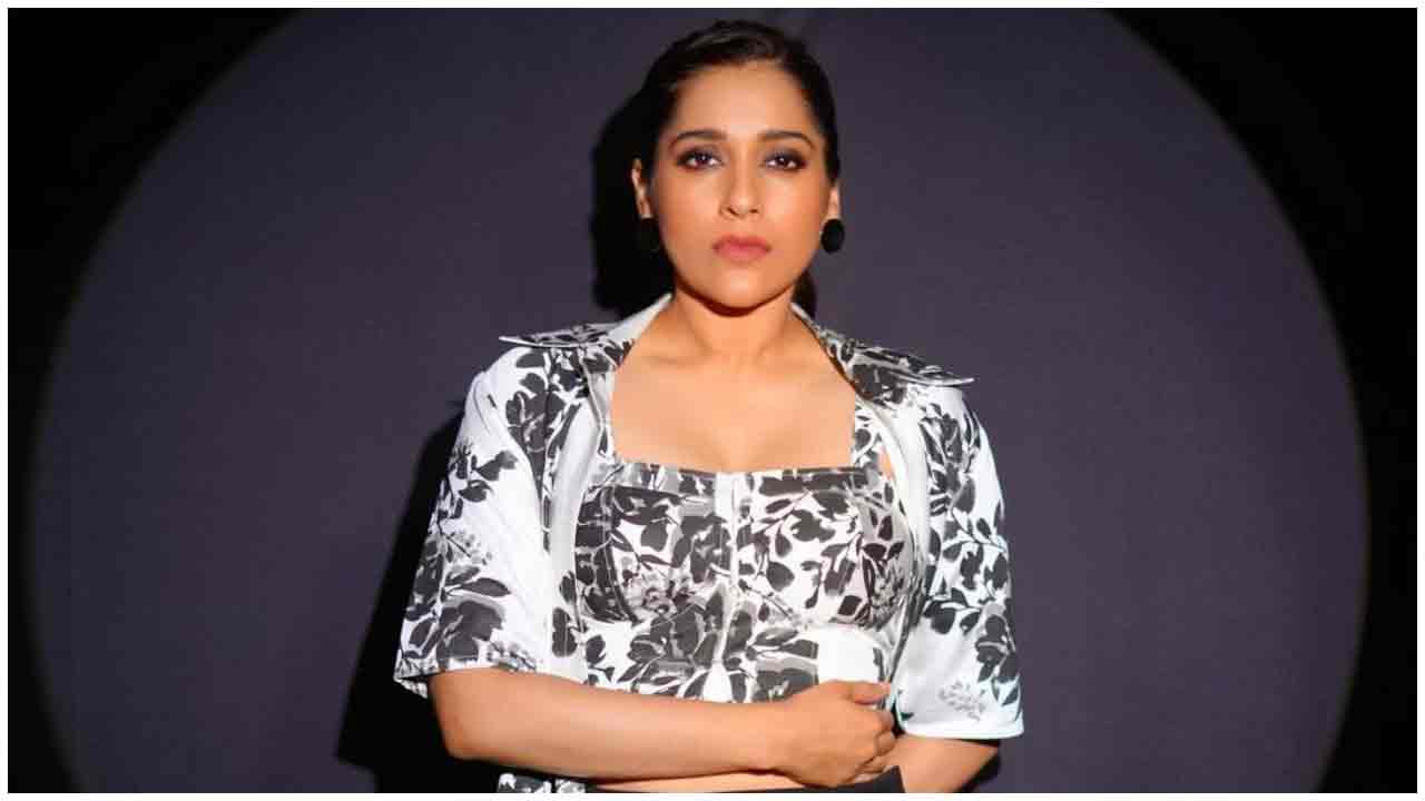 Rashmi Gautam | అల్ట్రాస్టైలిష్ ఫొటోలతో కిర్రాక్‌ పుట్టిస్తున్న రష్మి గౌతమ్..