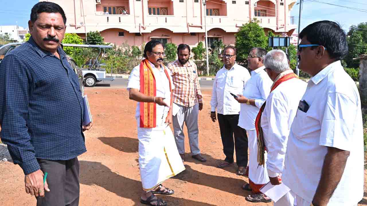 Srisailam | అభివృద్ధి పనుల నాణ్యతలో రాజీ పడొద్దు.. శ్రీశైలం ఈఓ పెద్దిరాజు