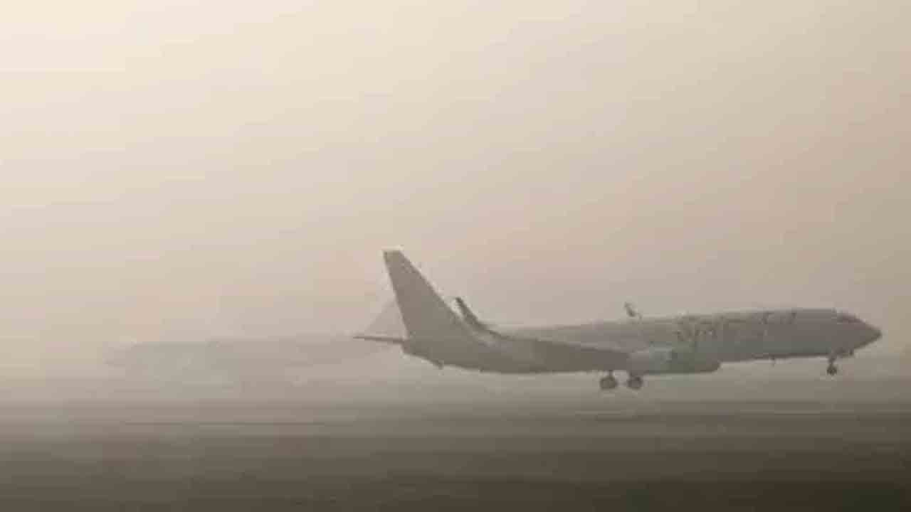 Dense Fog | ప్రతికూల వాతావరణ పరిస్థితులు.. శంషాబాద్‌కు రావాల్సిన ఐదు విమానాలు దారి మళ్లింపు
