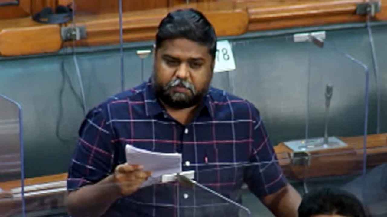 DMK MP | గోమూత్ర రాష్ర్టాల్లోనే బీజేపీ గెలుపు.. డీఎంకే ఎంపీ వ్యాఖ్యలపై వివాదం