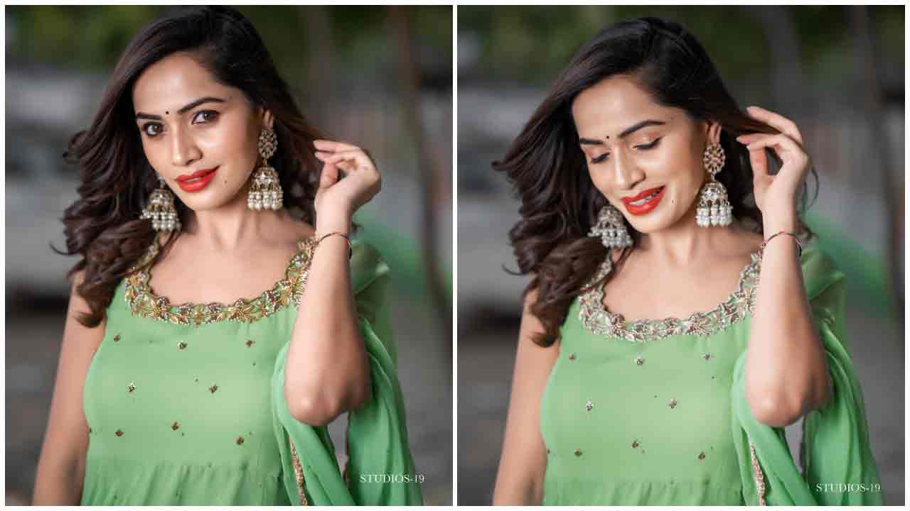 Shobha Shetty | ఓర చూపులతో కైపెక్కిస్తున్న శోభా శెట్టి..