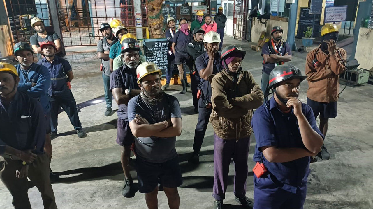 Singareni Elections | మరో రెండు రోజుల్లో సింగరేణి ఎన్నికలు.. హ్యాట్రిక్‌పై టీబీజీకేఎస్‌ గురి