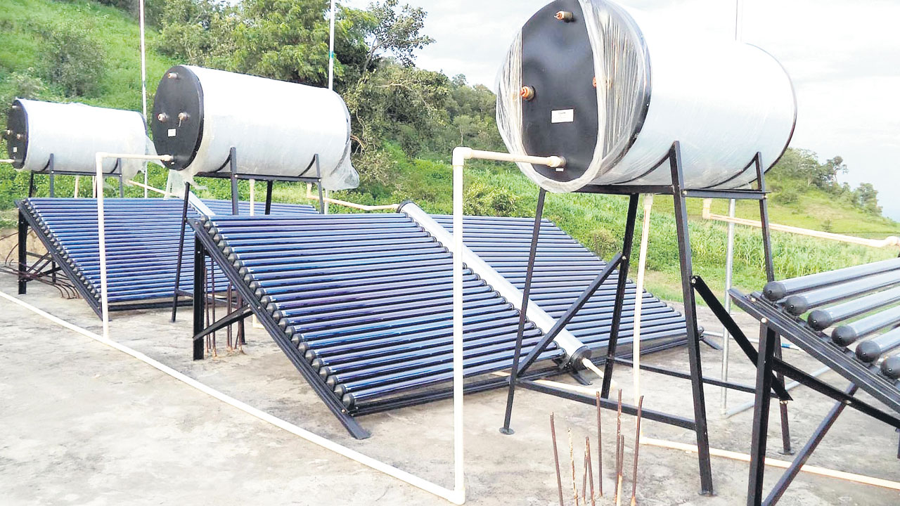 ఆశ్రమాల్లో చన్నీటి స్నానం