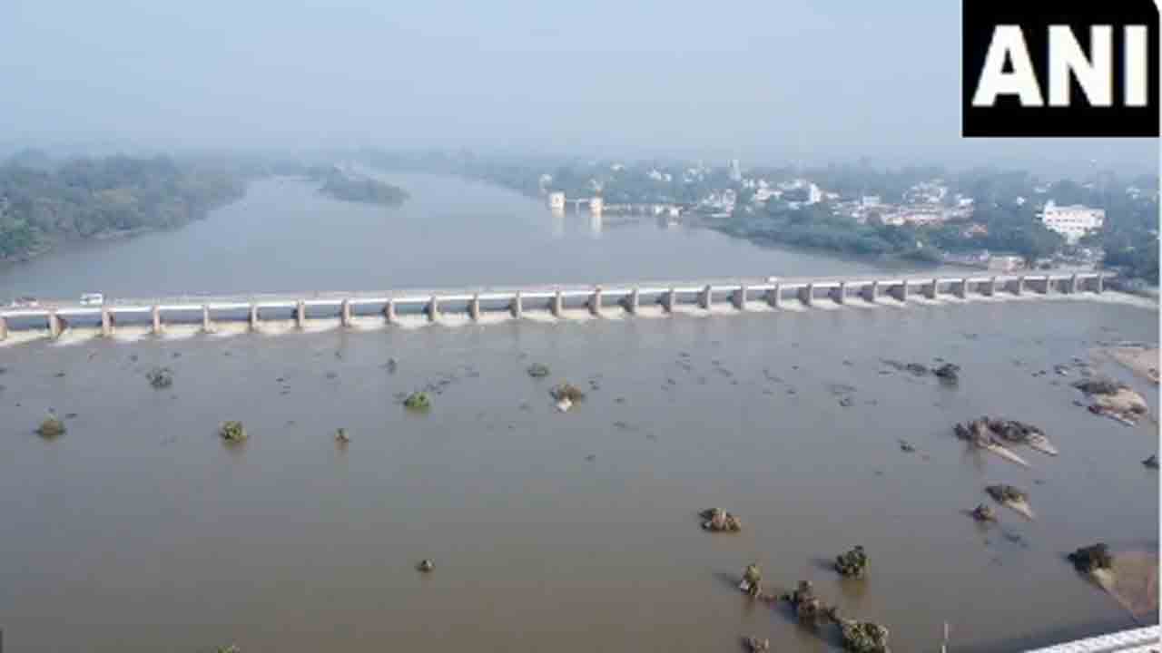 Tamil Nadu | పొంగిపొర్లుతున్న శ్రీవైకుంఠం మెట్టు డ్యాం .. వీడియోలు