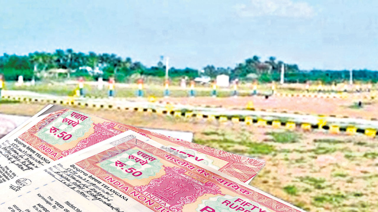 పుంజుకుంటున్న రిజిస్ట్రేషన్లు