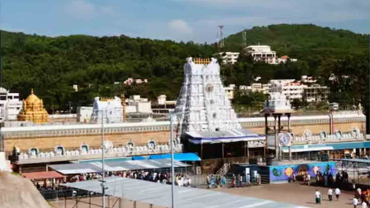 Tirumala | శ్రీవారి సర్వదర్శనానికి 8 గంటల సమయం