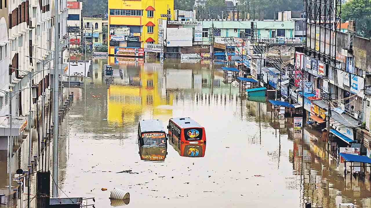 దక్షిణ తమిళనాడు విలవిల