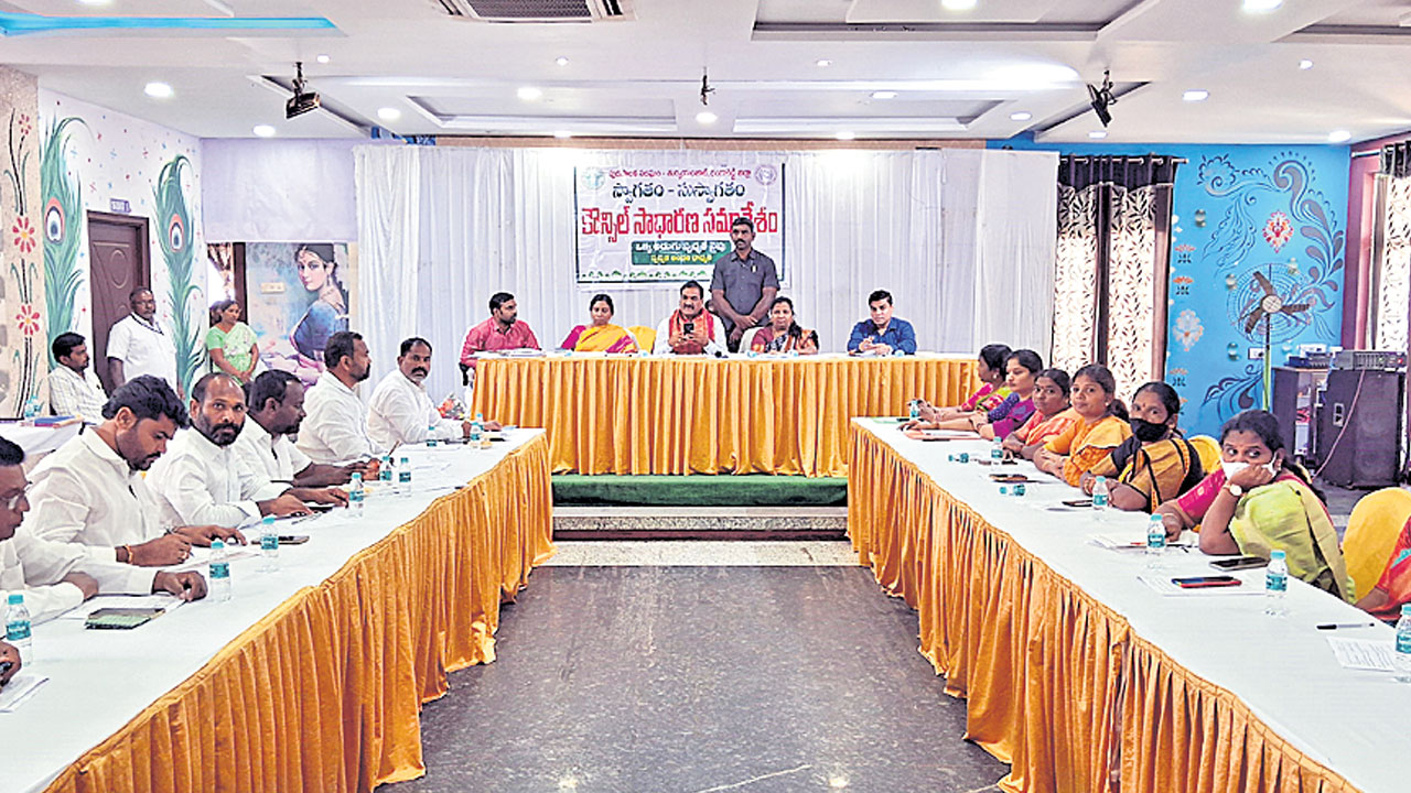 మున్సిపాలిటీ అభివృద్ధికి నిరంతర కృషి