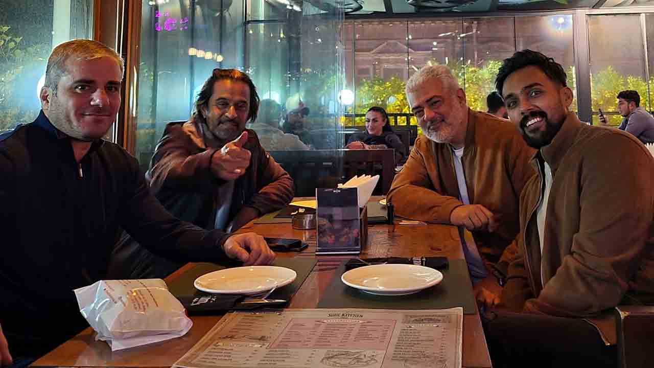 VidaaMuyarchi | అర్జున్, అజిత్ కుమార్ సెల్ఫీ వైరల్.. VidaaMuyarchi నయా అప్‌డేట్