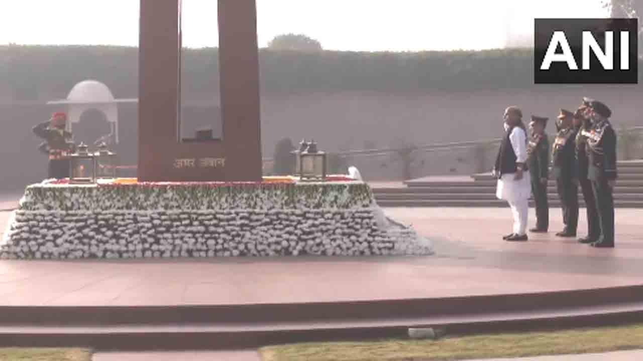 Vijay Diwas | విజయ్‌ దివస్‌ సందర్భంగా అమర జవాన్లకు నివాళులు