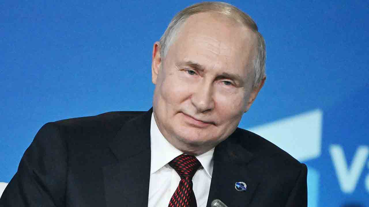 Vladimir Putin | మరోసారి విదేశీ పర్యటనకు సిద్ధమైన పుతిన్‌.. రేపు అరబ్‌ దేశాలకు వెళ్లనున్న రష్యా అధ్యక్షుడు