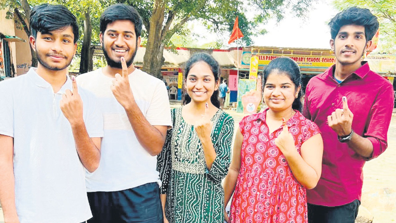 ఓటరుగా నమోదవుదాం..