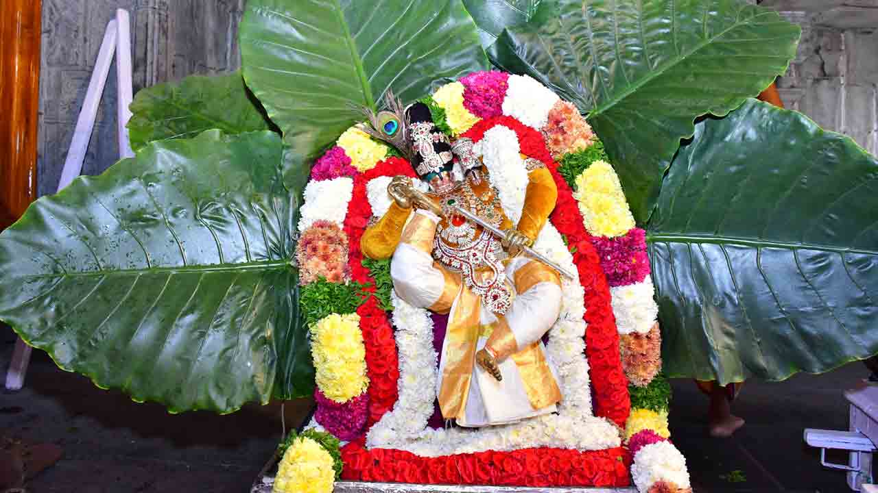 Yadagirigutta | యాదాద్రి ఆలయంలో ‘వటపత్రసాయి’ అలంకారంలో భక్తులకు దర్శనం