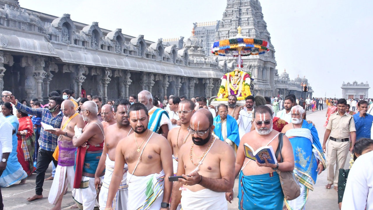 అధ్యయనోత్సవాలు పరిపూర్ణం
