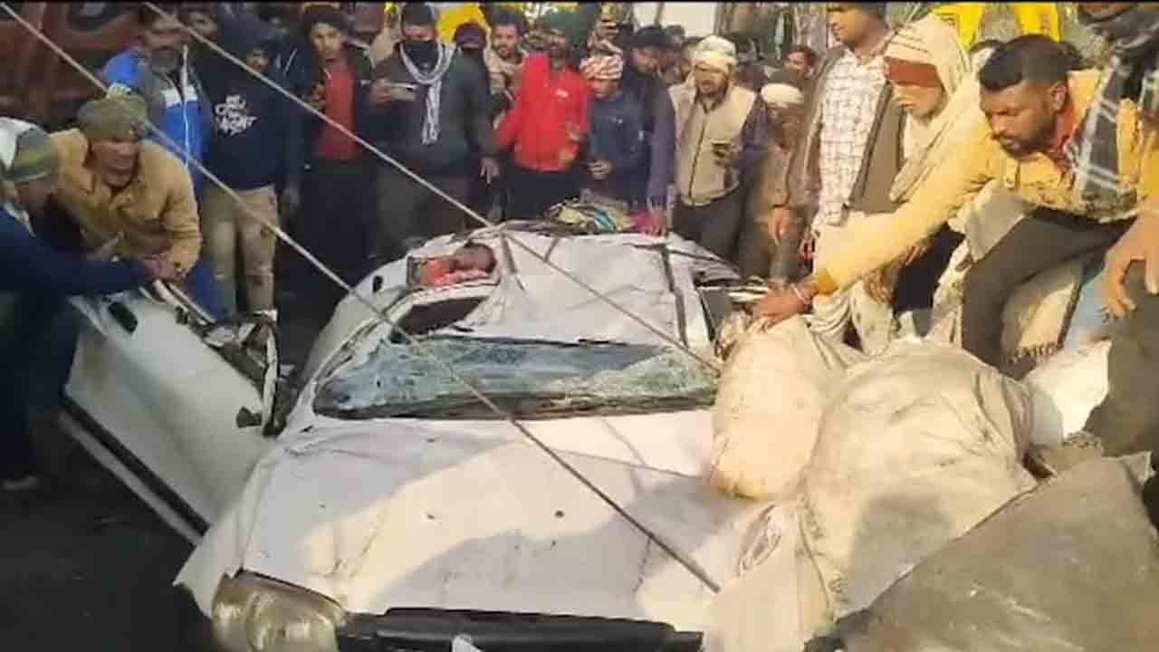 Road Accident | మ‌ధ్య‌ప్ర‌దేశ్‌లో ఘోర ప్ర‌మాదం.. ఒకే కుటుంబంలో న‌లుగురు మృతి