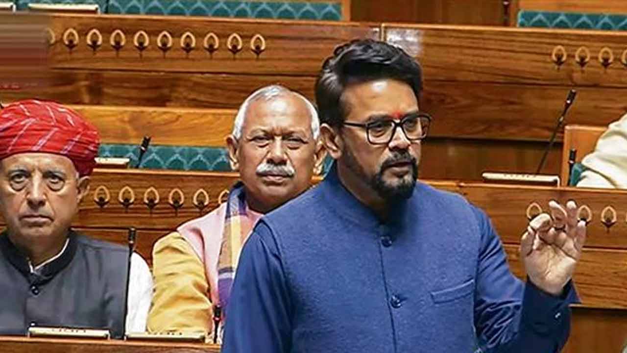 Press-Registration Bill: ఇండియాలో విదేశీ ప‌త్రిక‌లను ప్రింట్ చేసుకోవ‌చ్చు.. కొత్త బిల్లుకు లోక్‌స‌భ ఆమోదం