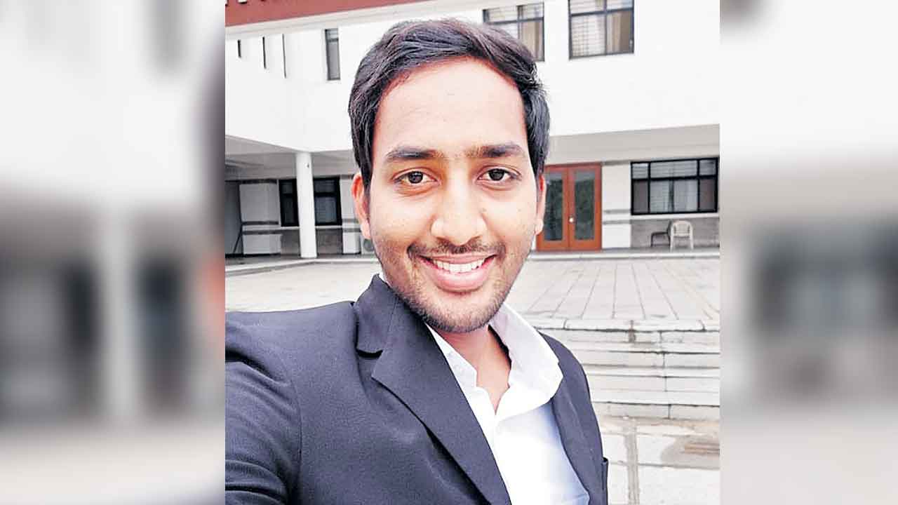 లాయర్స్‌ క్రికెట్‌ ప్రపంచకప్‌లో అన్వేష్‌రెడ్డి