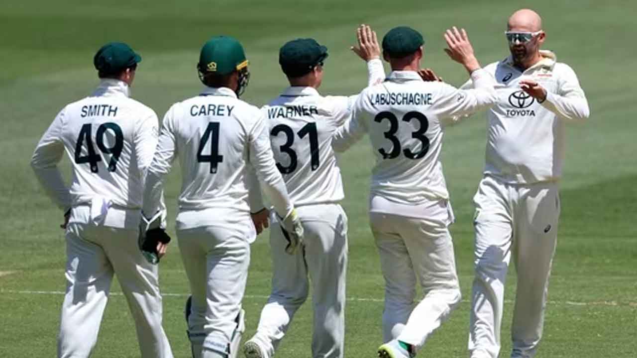 పాక్‌ 194/6