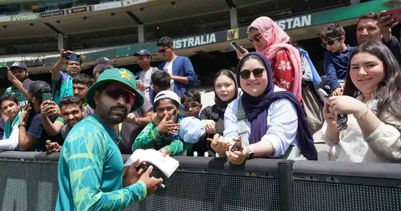 Babar Azam | ప్రాక్టీస్ సెష‌న్‌లో ఆటోగ్రాఫ్స్‌.. మ‌హిళా అభిమానికి నో చెప్పిన బాబ‌ర్.. వీడియో