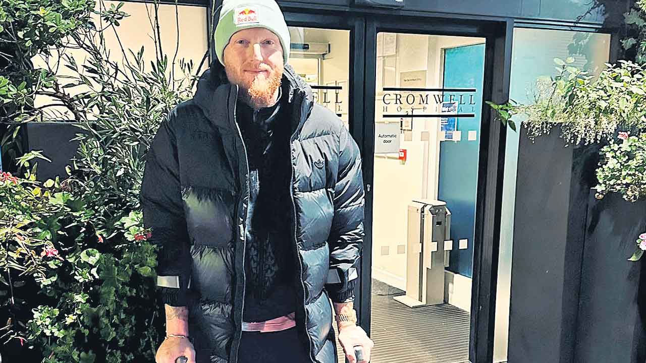 స్టోక్స్‌ మోకాలికి శస్త్రచికిత్స