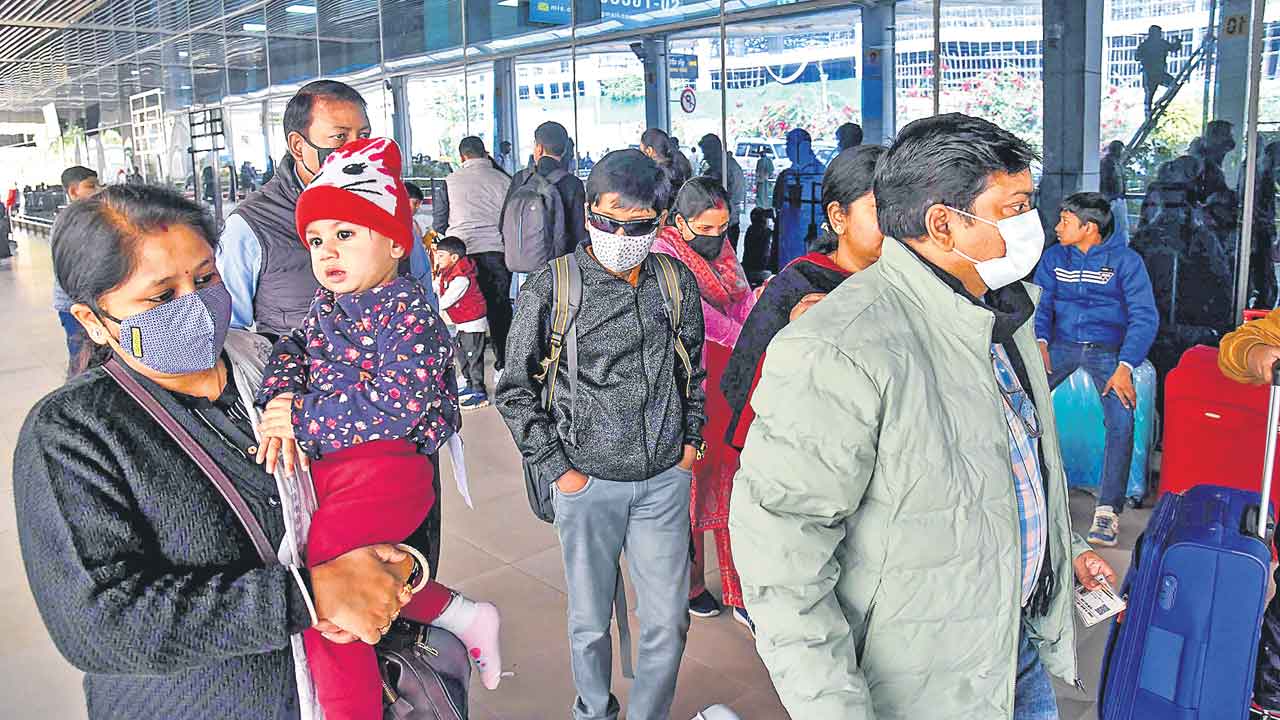 ఒక్క రోజే 752 కరోనా కేసులు