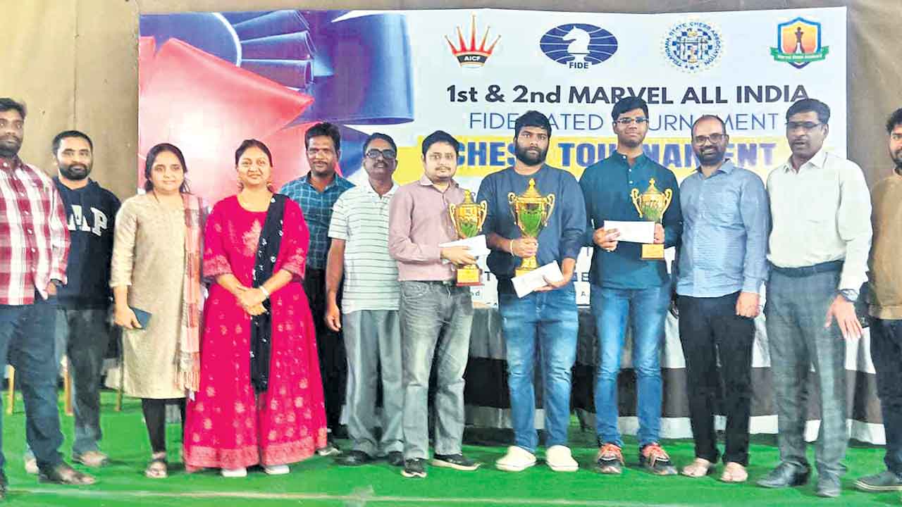 చెస్‌ చాంప్‌ భరత్‌