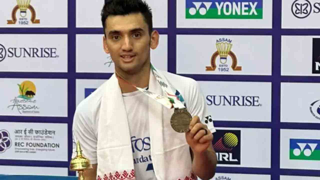 Chirag Sen | ఫేవ‌రేట్ల‌కు షాకిస్తూ.. నేష‌న‌ల్ చాంపియ‌న్‌షిప్ ట్రోఫీని ముద్దాడిన చిరాగ్