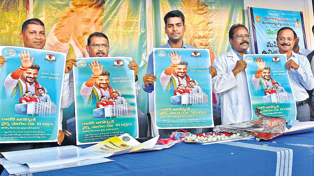 ఉచితంగా.. బస్సెక్కి అతివల్లో వెల్లివిరిసిన ఆనందం