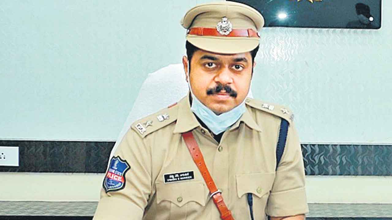 ఎన్‌ఐఏ ఎస్పీగా విష్ణు వారియర్