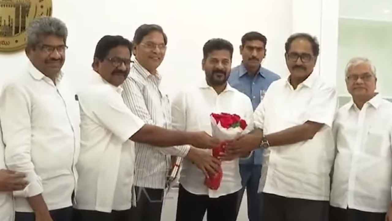 సీఎంతో సీపీఎం ప్రతినిధిబృందం భేటీ