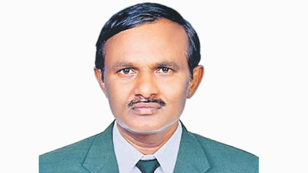 వికలాంగుల సలహామండలి సభ్యుడికి డాక్టరేట్‌