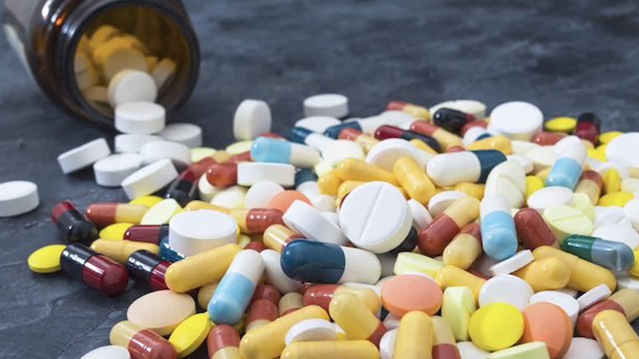 నకిలీ ఔషధాల ముఠా అరెస్టు