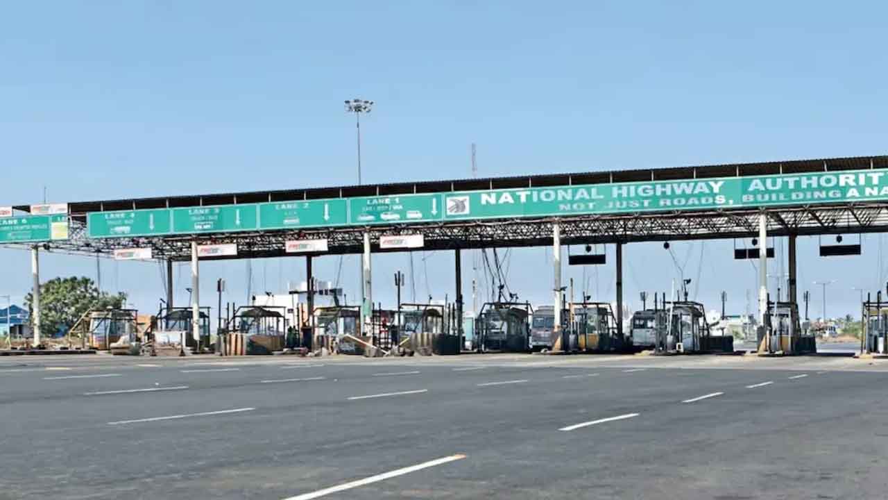 Toll Plaza | గుజరాత్‌లో జాతీయ రహదారిపై నకిలీ టోల్‌ప్లాజా.. ఎన్ని కోట్లు వసూలు చేశారంటే?