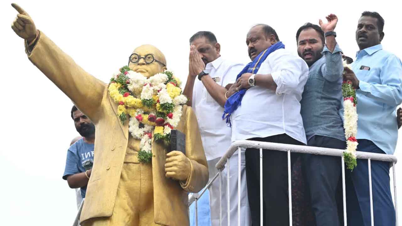 MLA Gangula | డా.బీఆర్‌ అంబేద్కర్‌ దేశానికి చేసిన సేవలు చిరస్మరణీయం : ఎమ్మెల్యే గంగుల కమలాకర్‌