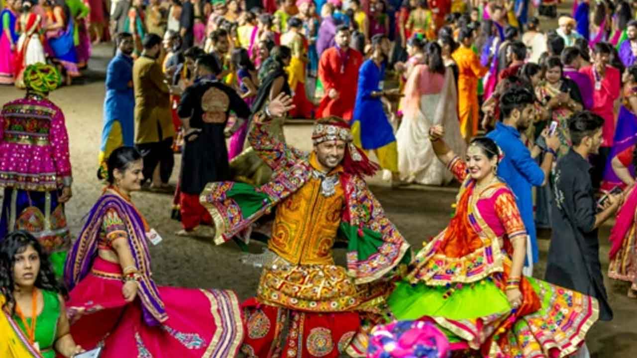 యునెస్కో జాబితాలో గార్బా నృత్యం